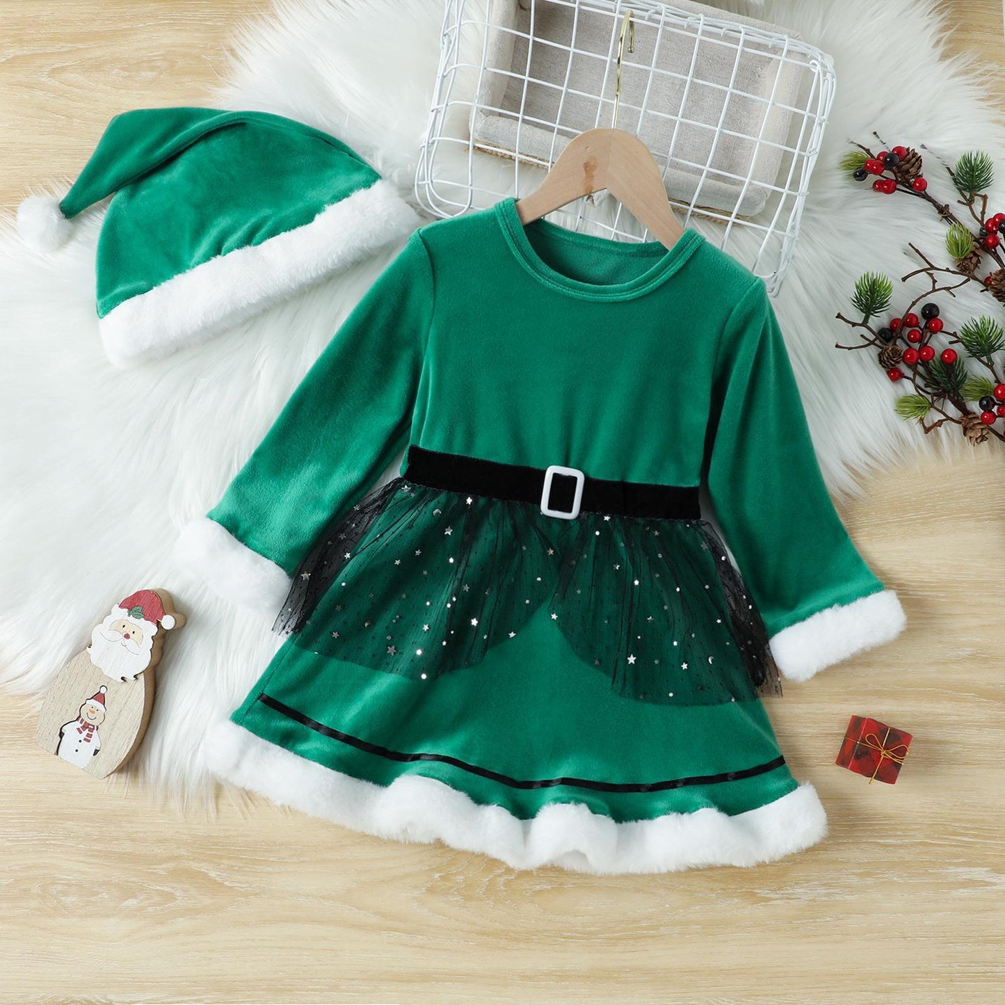 Christmas Girl Style ⅭⅮ ⅩⅩⅤ
